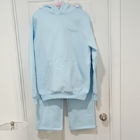 Comfrt Pants - Comfrt Collection Light Blue Hoodie and Sweat Pants Set *NWOT* Never Worn